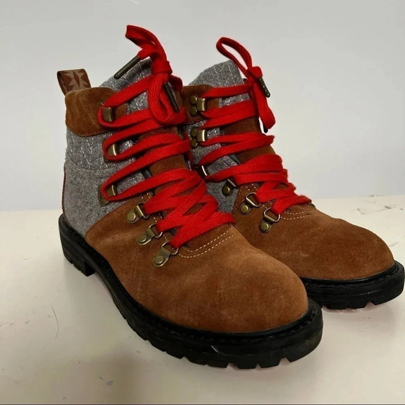 TOMS Women’s Summit Rawhide Gray Wool Waterproof Boots Size 6.5 - Picture 10 of 11
